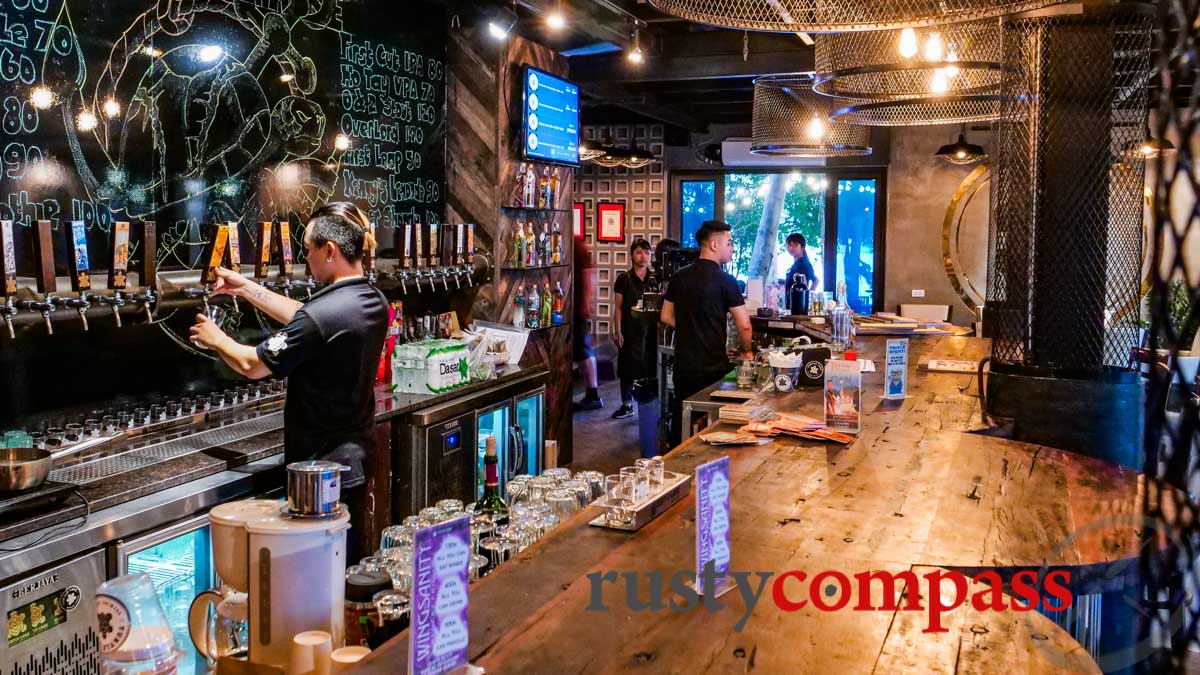 Turtle Lake Brewing Company - West Lake, Hanoi